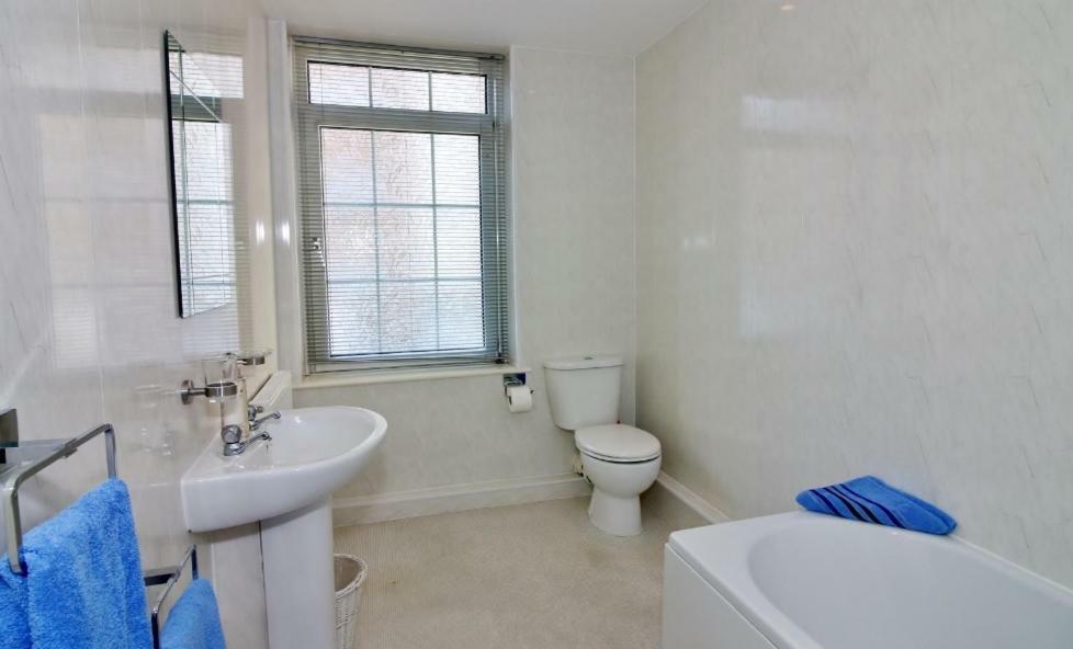 The Coach House Apartment Lytham St Annes Buitenkant foto